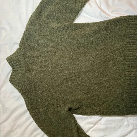 Columbia Olive Green Floral Embroidered Cardigan - Picture 2 of 3